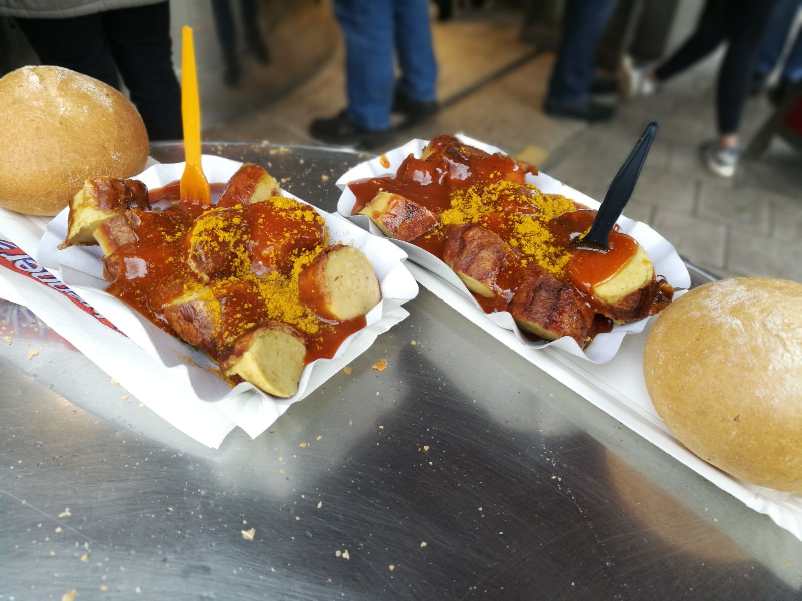 Currywust in Hamburg, vanlife 